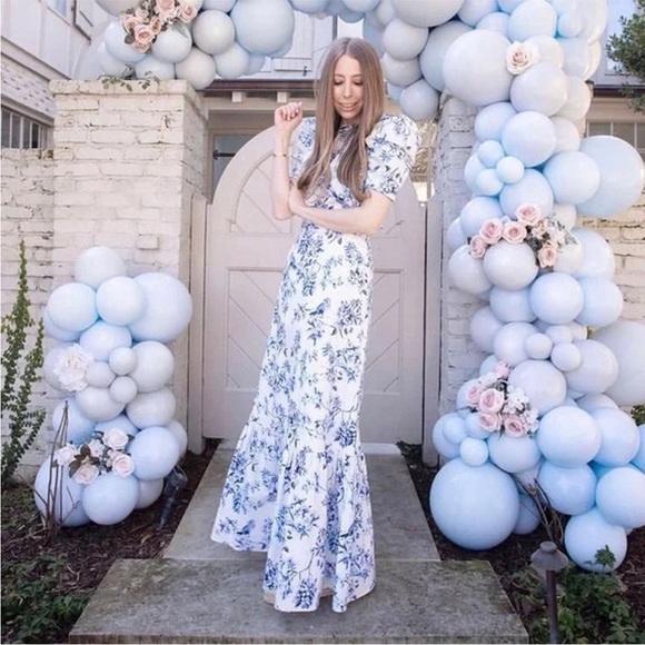 Antonio Melani x Born on Fifth Dresses & Skirts - Antonio Melani x Born on Fifth Blue and White Floral Set Size 14